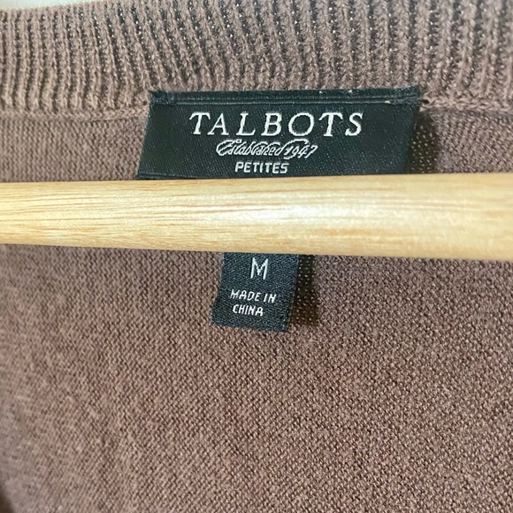 Women’s chocolate brown 3/4 sleeve knit vneck sweater TALBOTS petites, sz M - Picture 8 of 8